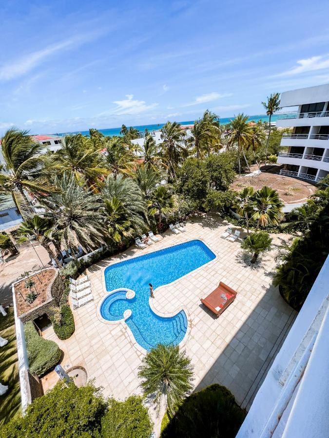 Hotel California Playa El Yaque Dış mekan fotoğraf